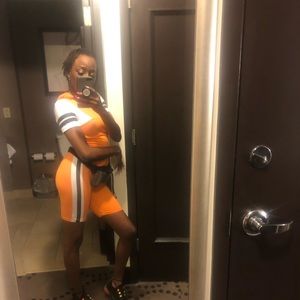 Meet your Posher, Iesha